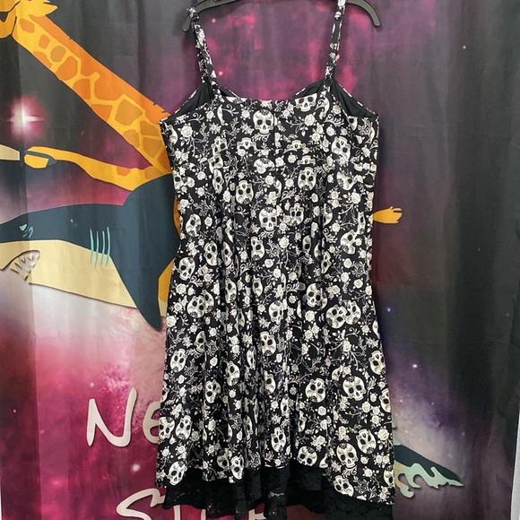Nwt Torrid retro style sugar skull dress - Picture 5 of 5
